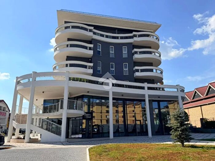 Appartamento con 6 locali in vendita in Viale Tevere, Frosinone