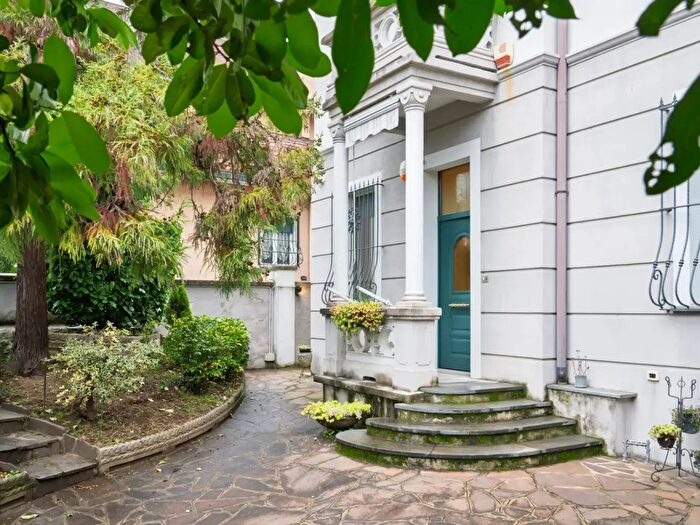 Casa con 10 locali in vendita in Via Ansaloni, Cusano Milanino