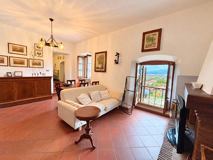 Casa con 5 locali in affitto in Località Bagnaia, Agazzi, Arezzo