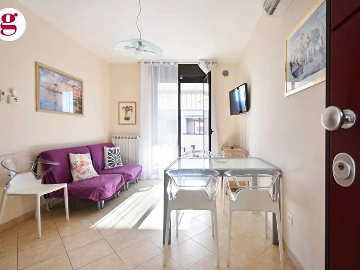 Appartamento trilocale in vendita in Via Anna Magnani, Vasto