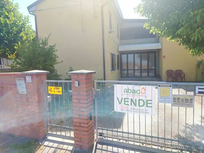 Casa quadrilocale in vendita in Via Bizzuno, Lugo
