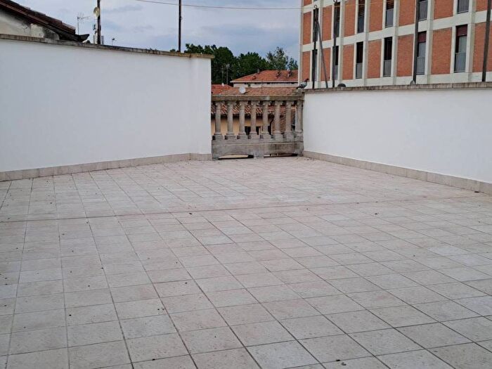 Appartamento monolocale in affitto in Via Roma, Centro Storico, Reggio Emilia