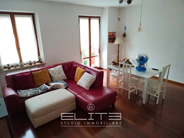 Appartamento con 5 locali in affitto in Piazza Mazzini, Falconara Marittima