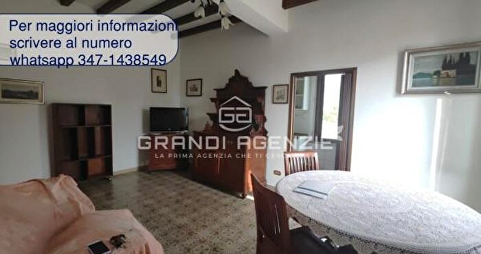 Appartamento trilocale in affitto in Via Vincent Van Gogh, Parma