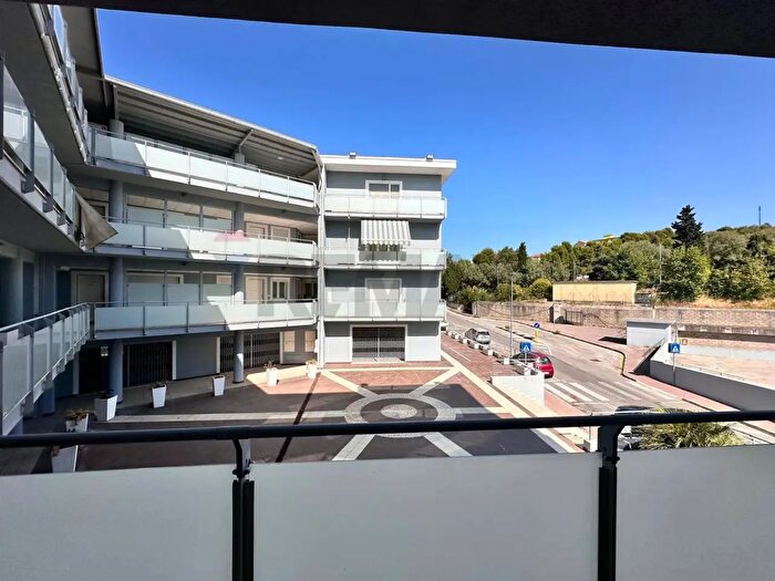 Appartamento bilocale in affitto in Falconara Marittima