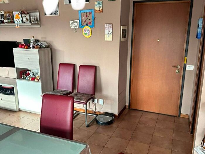 Appartamento trilocale in affitto in Via Giuseppe Saragat, Quartiere Adriano, Milano