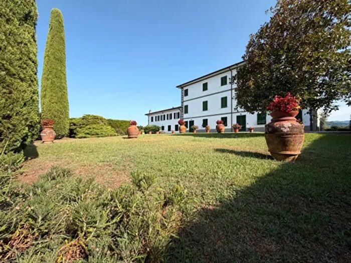 Casa con 6 locali in vendita in Via dei Maionchi, Capannori