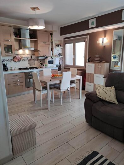 Appartamento con 5 locali in vendita in Scarlino