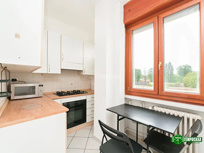 Appartamento bilocale in vendita in Via Demonte, Milano