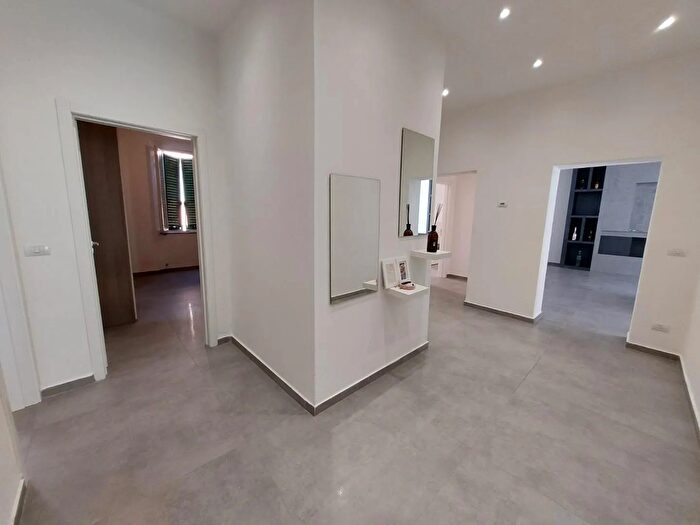 Appartamento con 5 locali in vendita in Pza Caduti Divisione Acqui Cefalonia E Corfu Pontedera, Pontedera