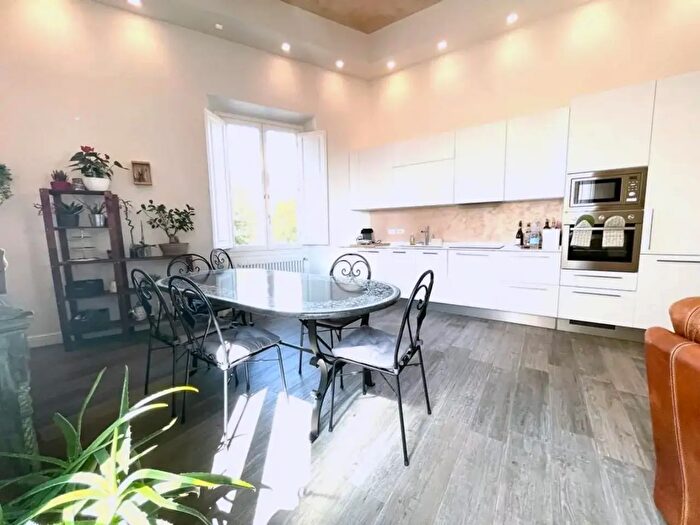 Appartamento con 5 locali in vendita in Via Cavour, Firenze