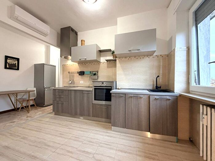 Appartamento trilocale in affitto in Via San Francesco dAssisi, Centro, Cernusco sul Naviglio