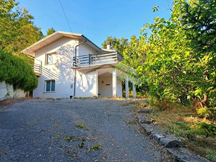Casa trilocale in vendita in Castelbottaccio