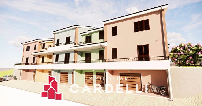 Case in Vendita e in Affitto - 2