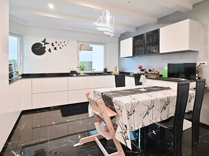 Casa quadrilocale in vendita in Via San Giacomo Laives, Laives