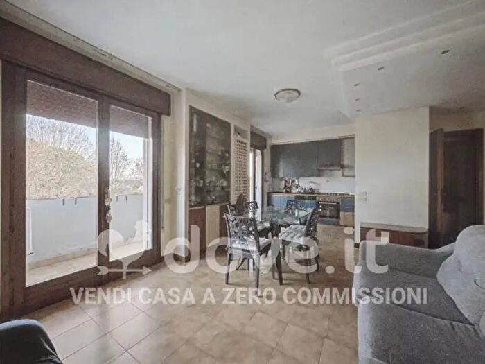 Appartamento quadrilocale in vendita in Viale Magellano, Camisano Vicentino