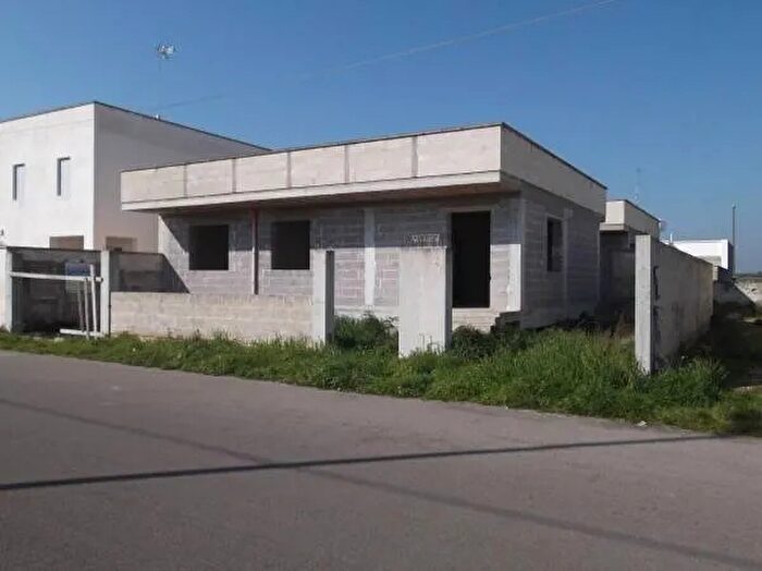 Casa con 5 locali in vendita in Via Paolo Borsellino Veglie Lecce, Veglie