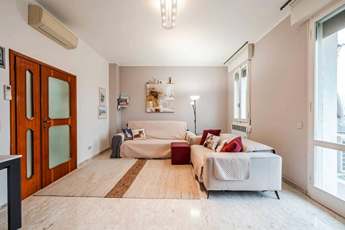 Appartamento quadrilocale in vendita in Via Dante Alighieri, Cento