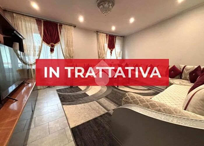 Appartamento trilocale in vendita in Piazza Locatelli, Gorlago