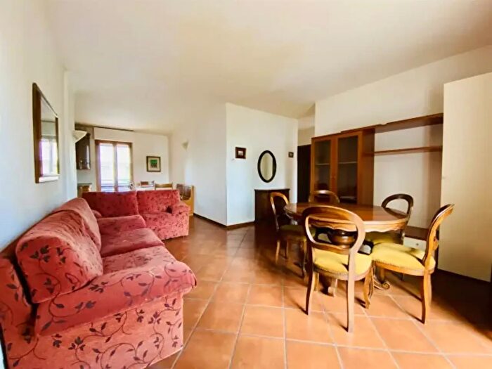 Appartamento quadrilocale in vendita in Via del Palazzaccio, Lucca