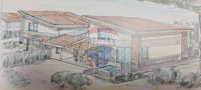 Casa trilocale in vendita in Via Battaglia San Martino, Cuveglio