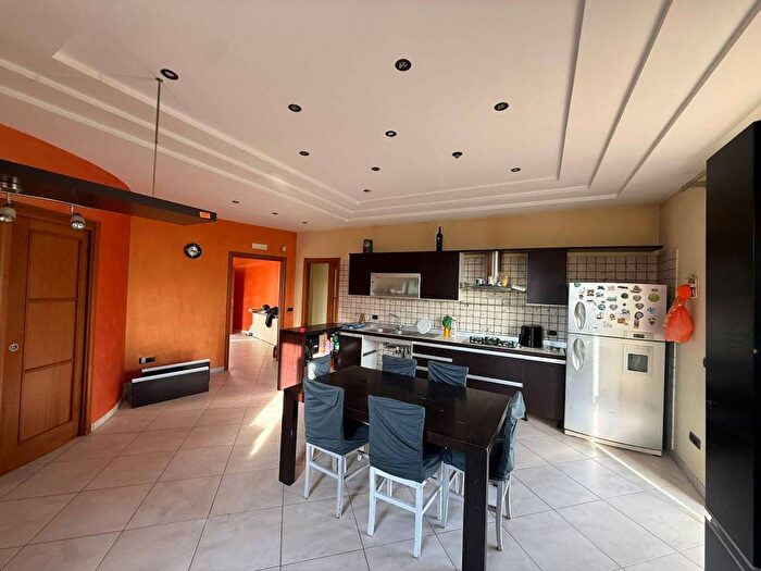 Appartamento trilocale in affitto in Bagnoli, Napoli