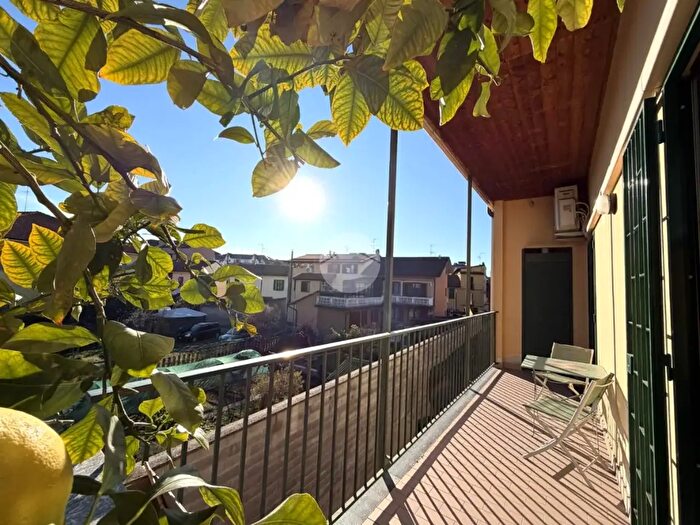 Appartamento trilocale in vendita in Via Monza, Cernusco Sul Naviglio