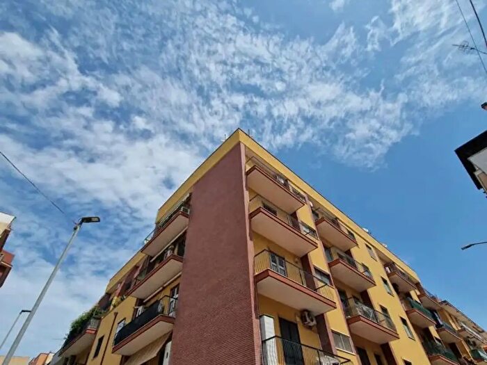 Appartamento trilocale in vendita in Via Settimio Severo, Brindisi