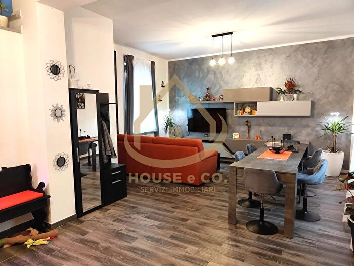 Casa con 5 locali in vendita in Via Madonna Sette Dolori, Vigevano