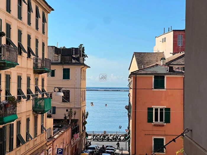 Appartamento con 5 locali in vendita in Via Sabotino Genova, Genova