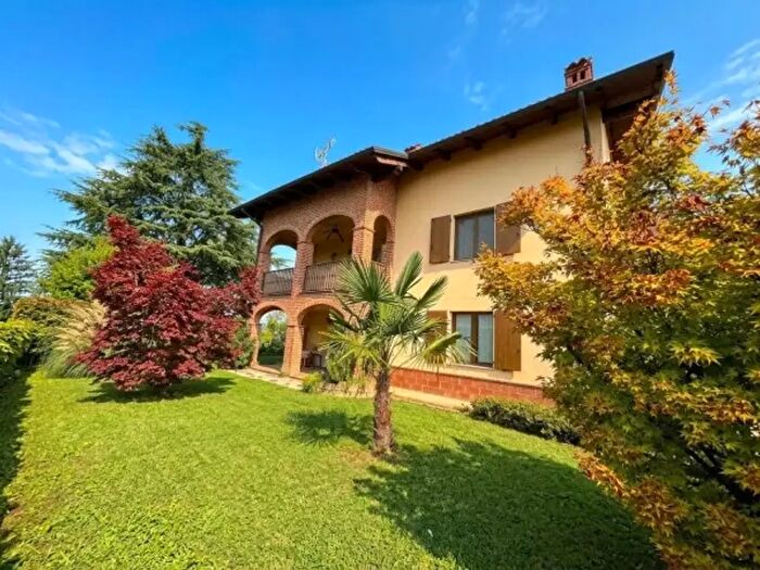 Casa con 6 locali in vendita in Via Piero Gobetti, San Salvatore Monferrato