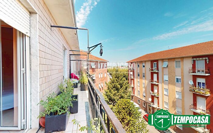 Appartamento trilocale in vendita in Via Giovanni Verneri, Alessandria