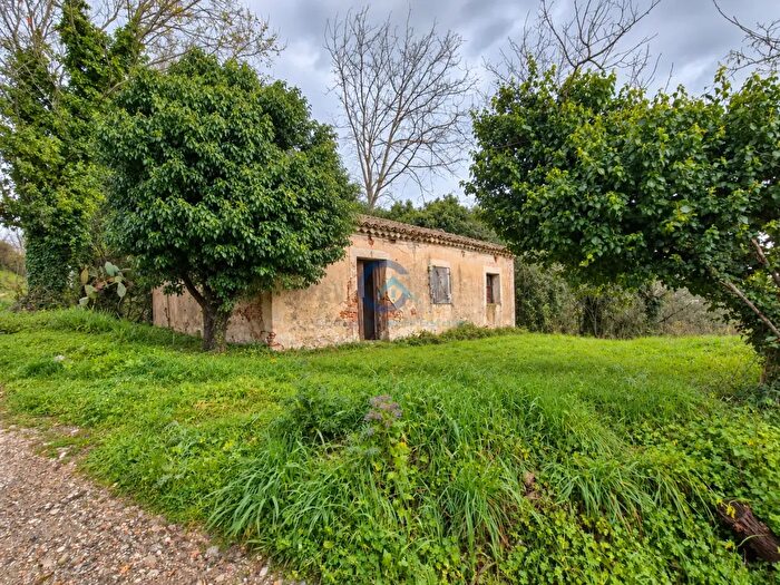 Casa trilocale in vendita in Contrada Cerasia, Borgia