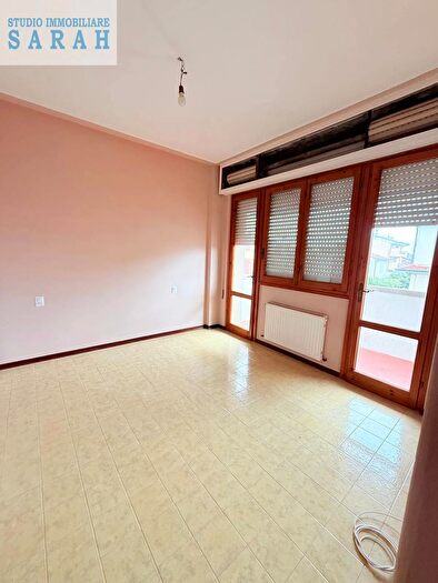 Appartamento con 5 locali in vendita in Via Puccini, Viareggio