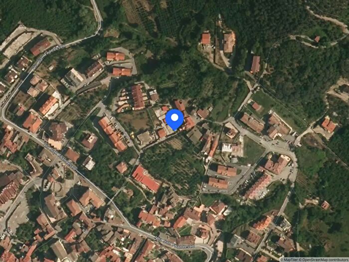 Appartamento con 8 locali in vendita in Via Capocasale, Giffoni Sei Casali