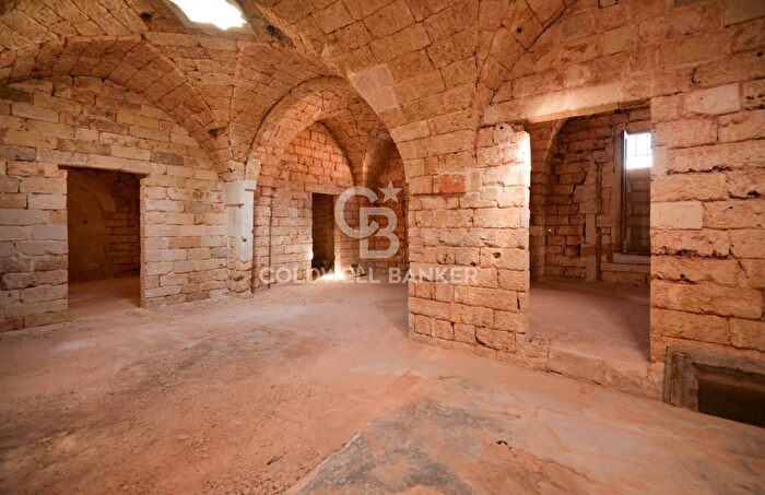 Casa con 10 locali in vendita in Via Giovanni XXIII, Calimera