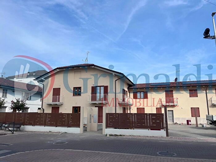 Casa quadrilocale in vendita in PZza Vittorio Veneto, Beinasco