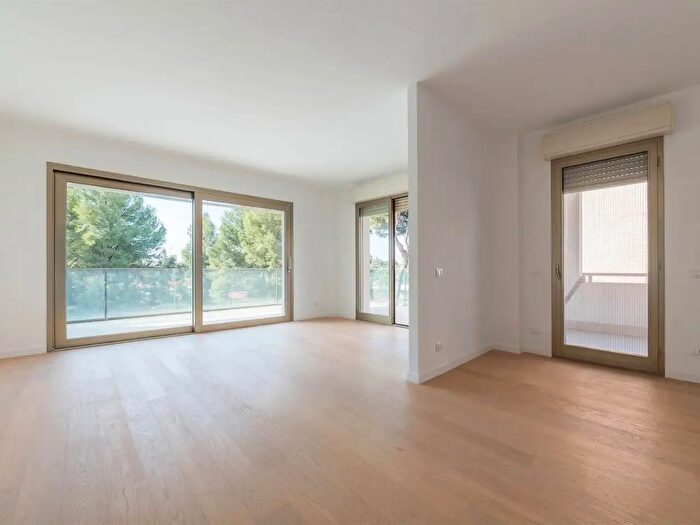 Appartamento trilocale in vendita in Viale Diaz, Cagliari