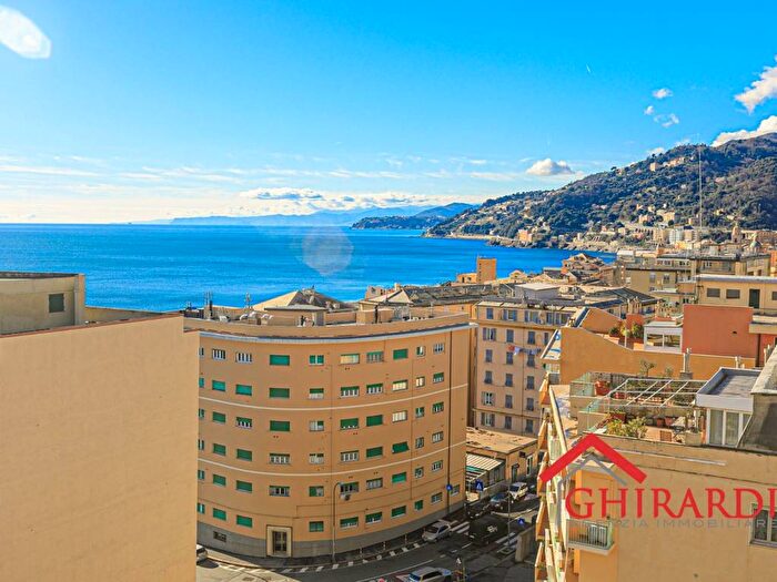 Casa con 6 locali in affitto in Via Ventimiglia, Voltri, Genova