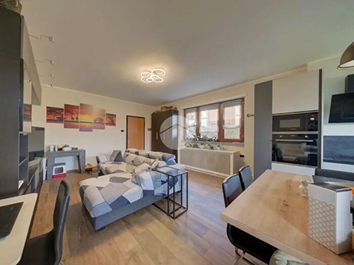 Case in Vendita e in Affitto - 3