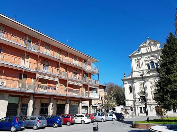 Appartamento bilocale in vendita in Piazza Martiri della Libertà, Santena