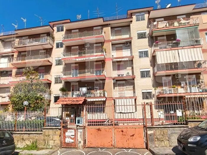 Appartamento con 5 locali in vendita in Via Alessandro Rossi, Ercolano