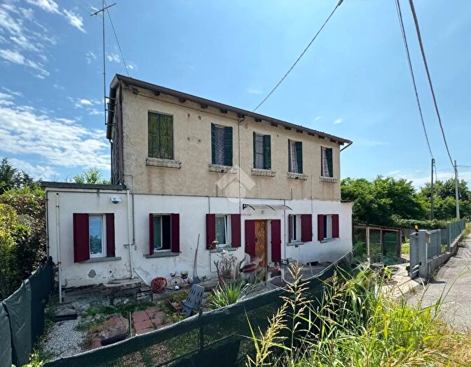 Casa trilocale in vendita in Via Barrucchella, Ponzano Veneto