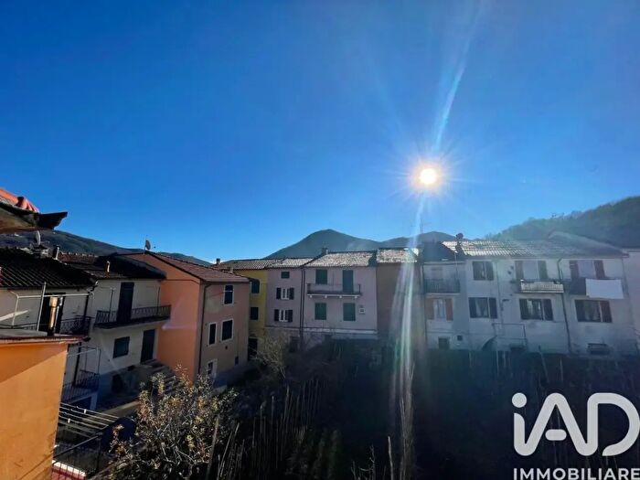 Casa quadrilocale in vendita in Vicolo Fosse, Varese Ligure