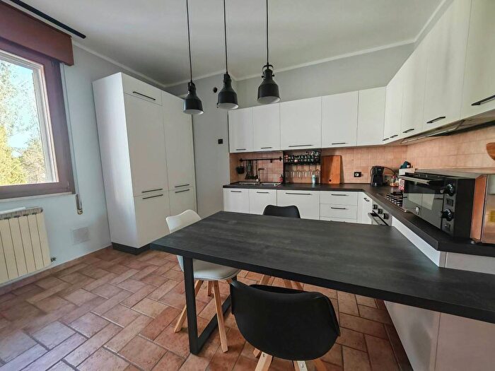 Appartamento quadrilocale in vendita in Via Silvestri, Centro Storico, Rovigo