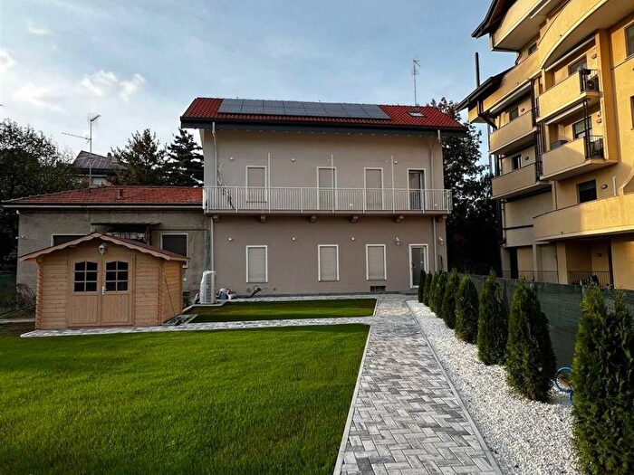 Case in Vendita e in Affitto - 2