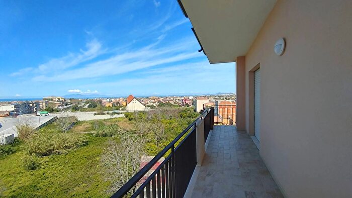 Appartamento con 6 locali in vendita in Via SantAndrea Barcellona Pozzo di Gotto, Barcellona Pozzo Di Gotto