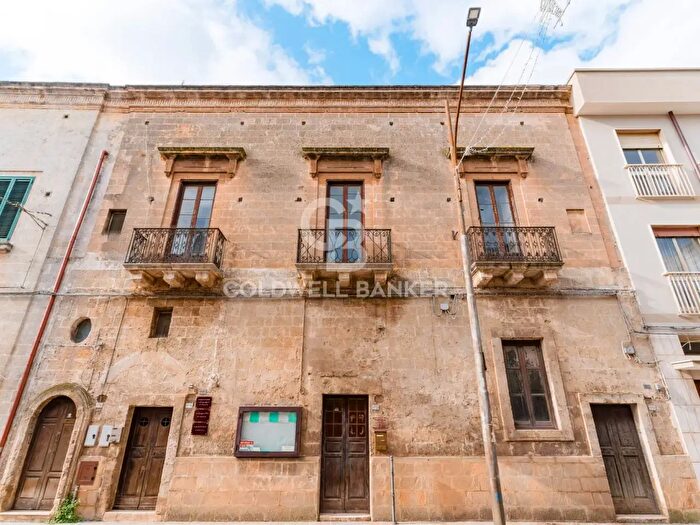 Appartamento con 10 locali in vendita in Via Principe di Napoli, Erchie