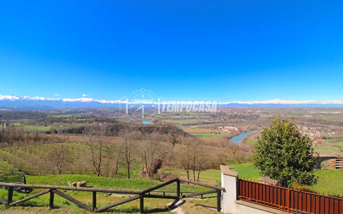 Appartamento trilocale in vendita in Strada Provinciale, Clavesana