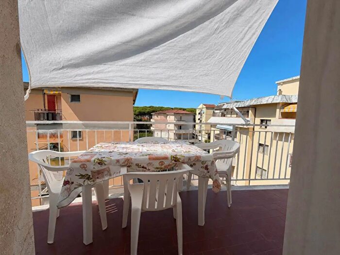 Appartamento trilocale in vendita in Follonica